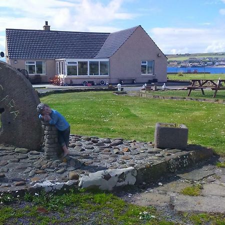Ayre Of Cara Bed & Breakfast Pierowall Buitenkant foto