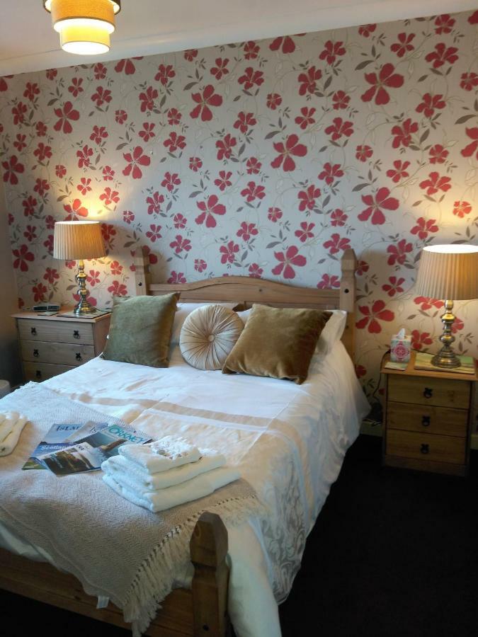 Ayre Of Cara Bed & Breakfast Pierowall Buitenkant foto